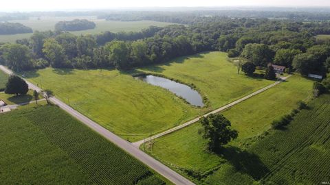 Tiny photo for 200 N County Road, Logansport, IN 46947 (MLS # 202447068)