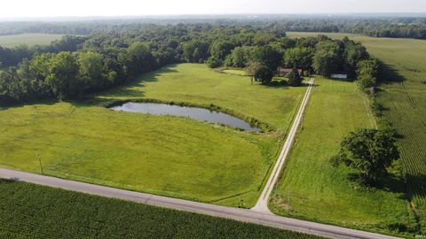 Tiny photo for 200 N County Road, Logansport, IN 46947 (MLS # 202447068)