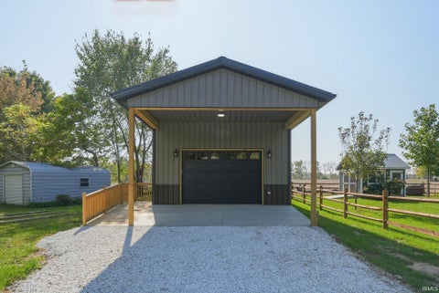 Tiny photo for 11244 W Horseshoe Bend Road, Brookston, IN 47923 (MLS # 202644451)