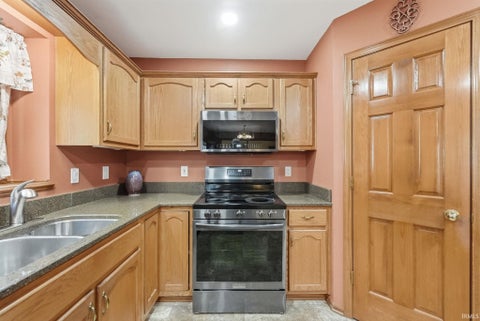 Tiny photo for 14828 Buckthorn Court, Fort Wayne, IN 46814 (MLS # 202641951)