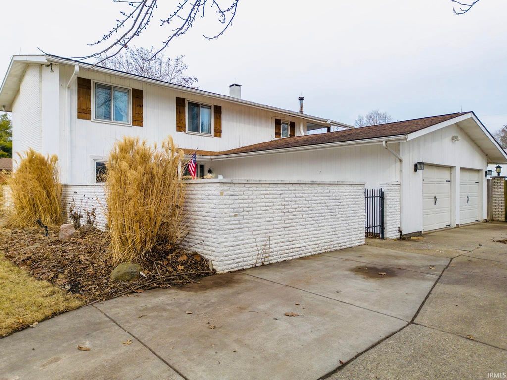 Photo of 4619 Gertrude Lane, Lafayette, IN 47905 (MLS # 202605456)