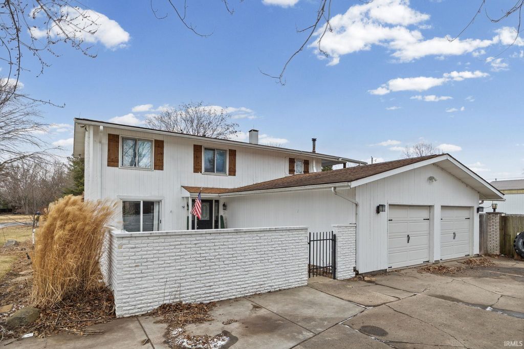 Photo of 4619 Gertrude Lane, Lafayette, IN 47905 (MLS # 202605456)