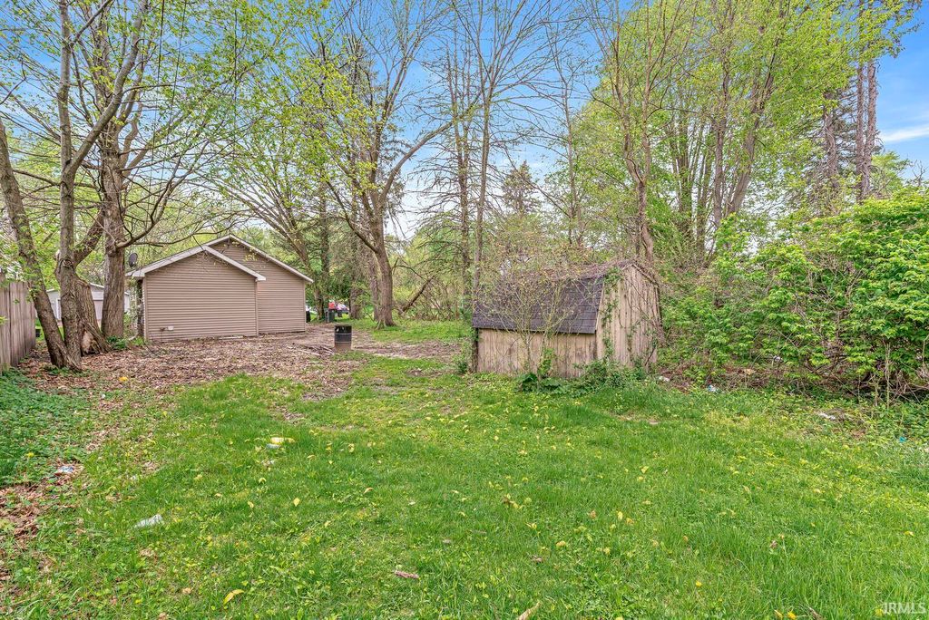 Photo of 1910 Johnson Street, South Bend, IN 46628 (MLS # 202615133)