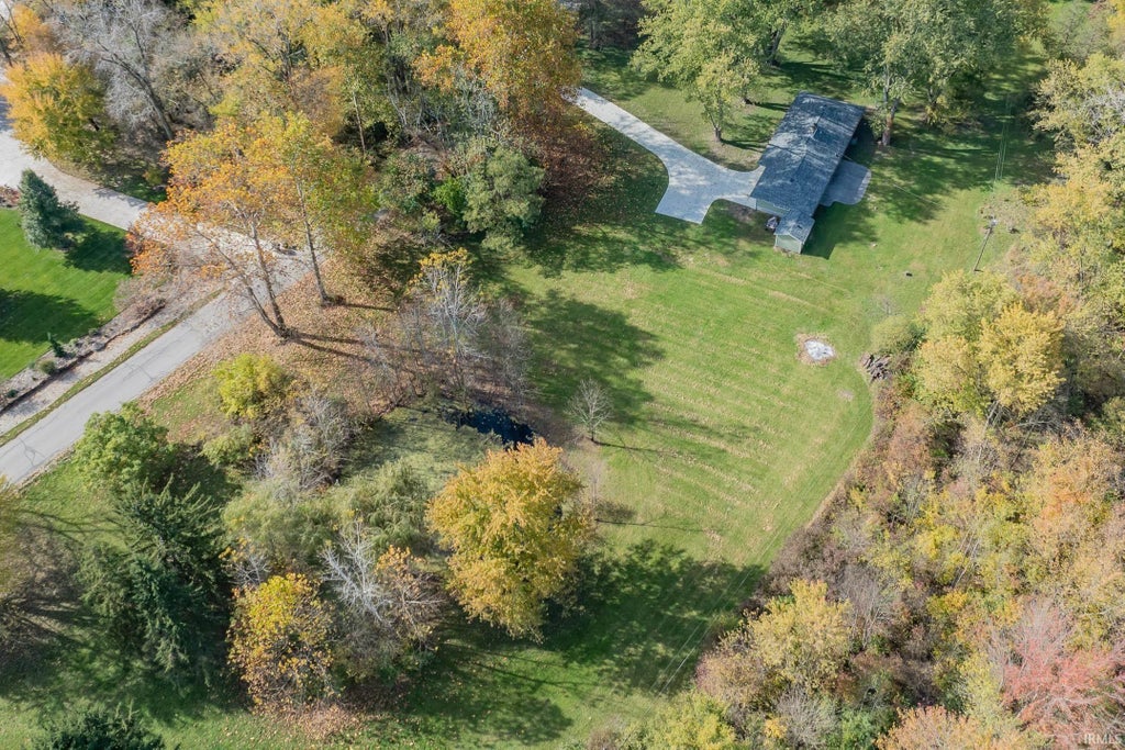 Photo of 4931 Ranch Road, Leo, IN 46765 (MLS # 202644629)