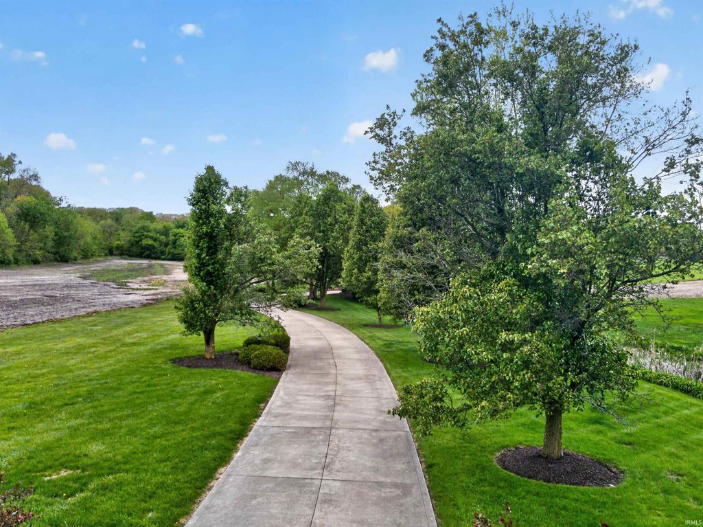 Photo of 11319 Johnson Road, Fort Wayne, IN 46818 (MLS # 202619015)