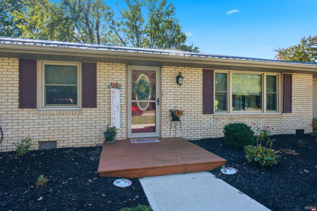 Photo of 946 Yorktown Road, Decatur, IN 46733 (MLS # 202644119)