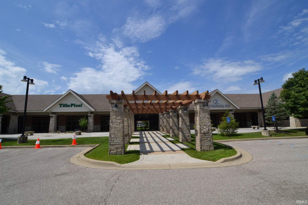 Photo of 3695 S Sare Road, Bloomington, IN 47401 (MLS # 202636735)