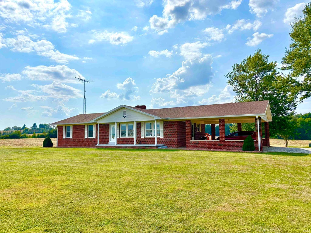 Photo of 2643 S 850 E Road, Oakland City, IN 47660 (MLS # 202639498)