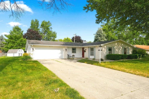 Photo of 601 Greenbriar Boulevard, Auburn, IN 46706 (MLS # 202626733)