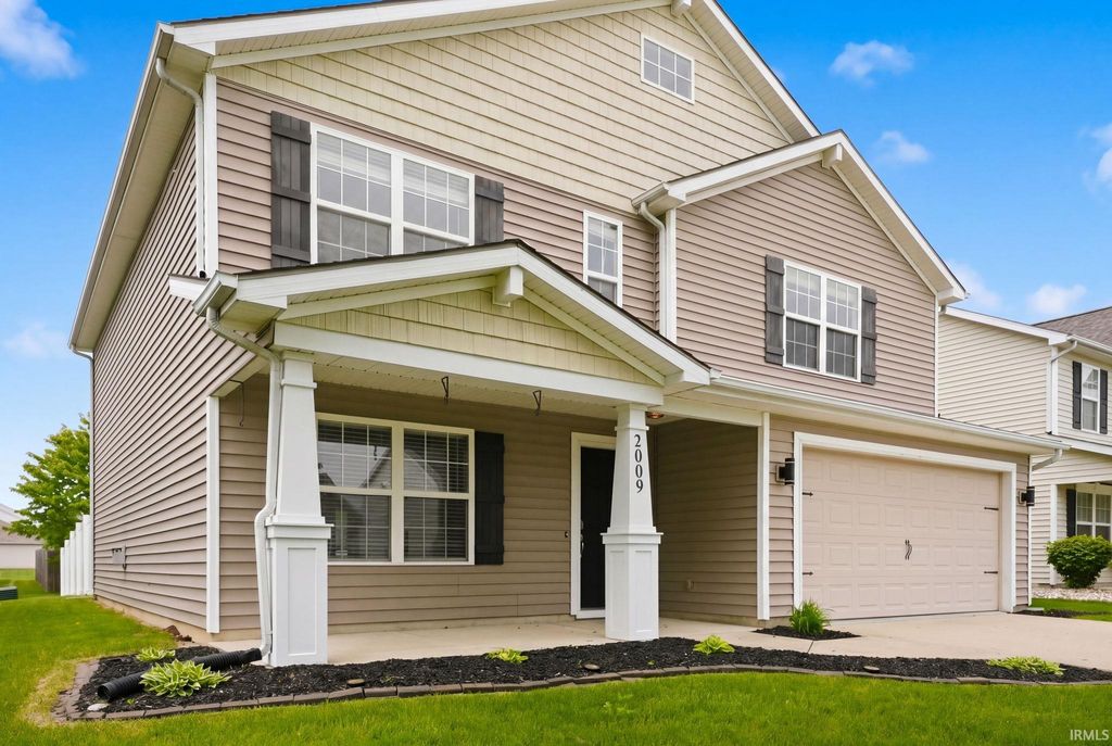 Photo of 2009 Black Bear Drive, Fort Wayne, IN 46808 (MLS # 202617350)