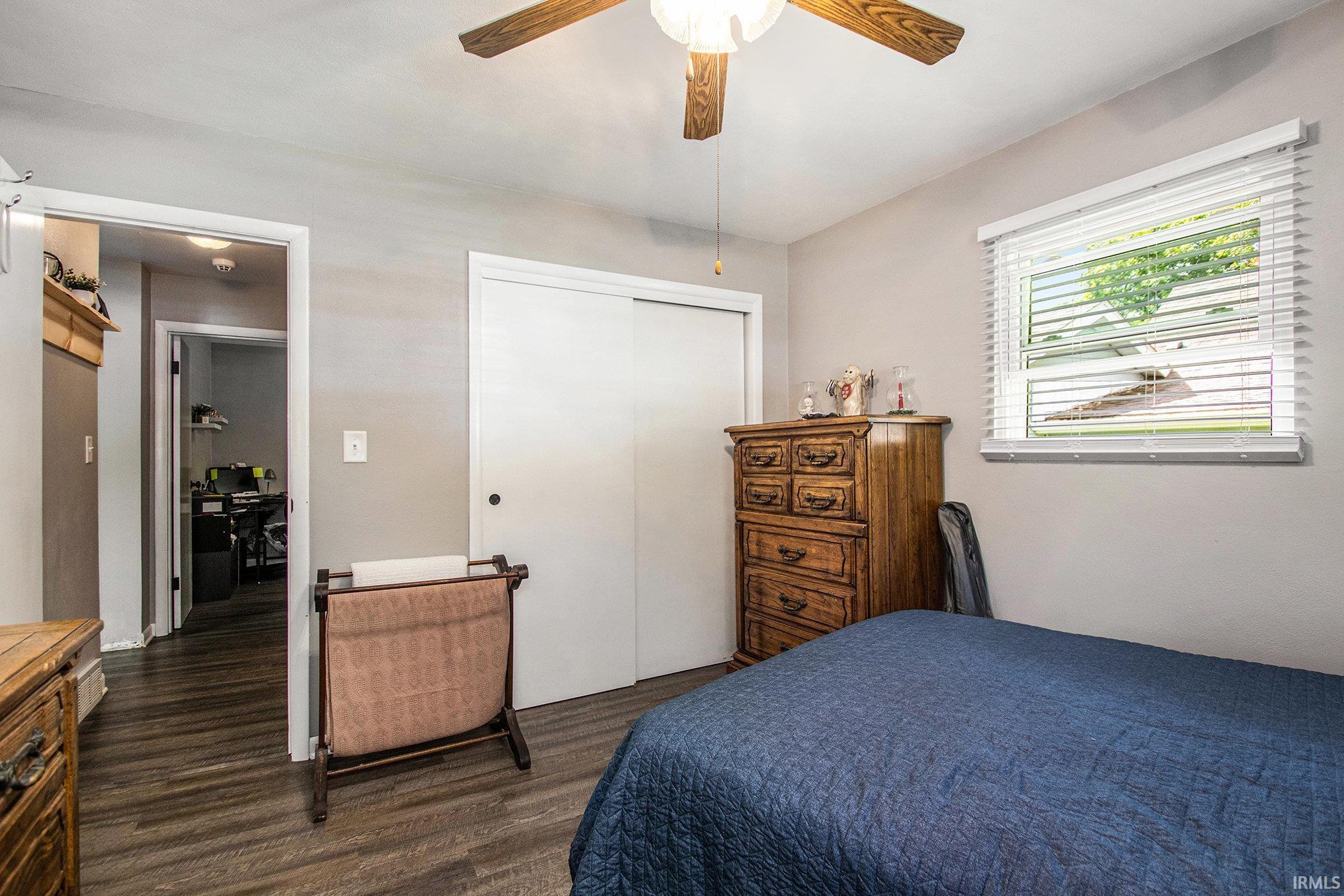 Elkhart, Indiana 46514, United States, 2 Bedrooms Bedrooms, ,1 BathroomBathrooms,Residential,Pending,204262