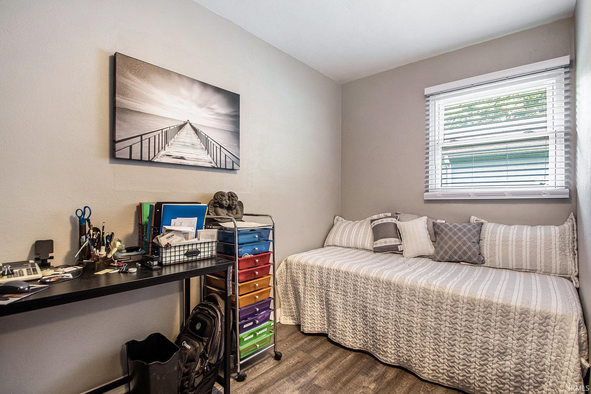 Elkhart, Indiana 46514, United States, 2 Bedrooms Bedrooms, ,1 BathroomBathrooms,Residential,Pending,204262