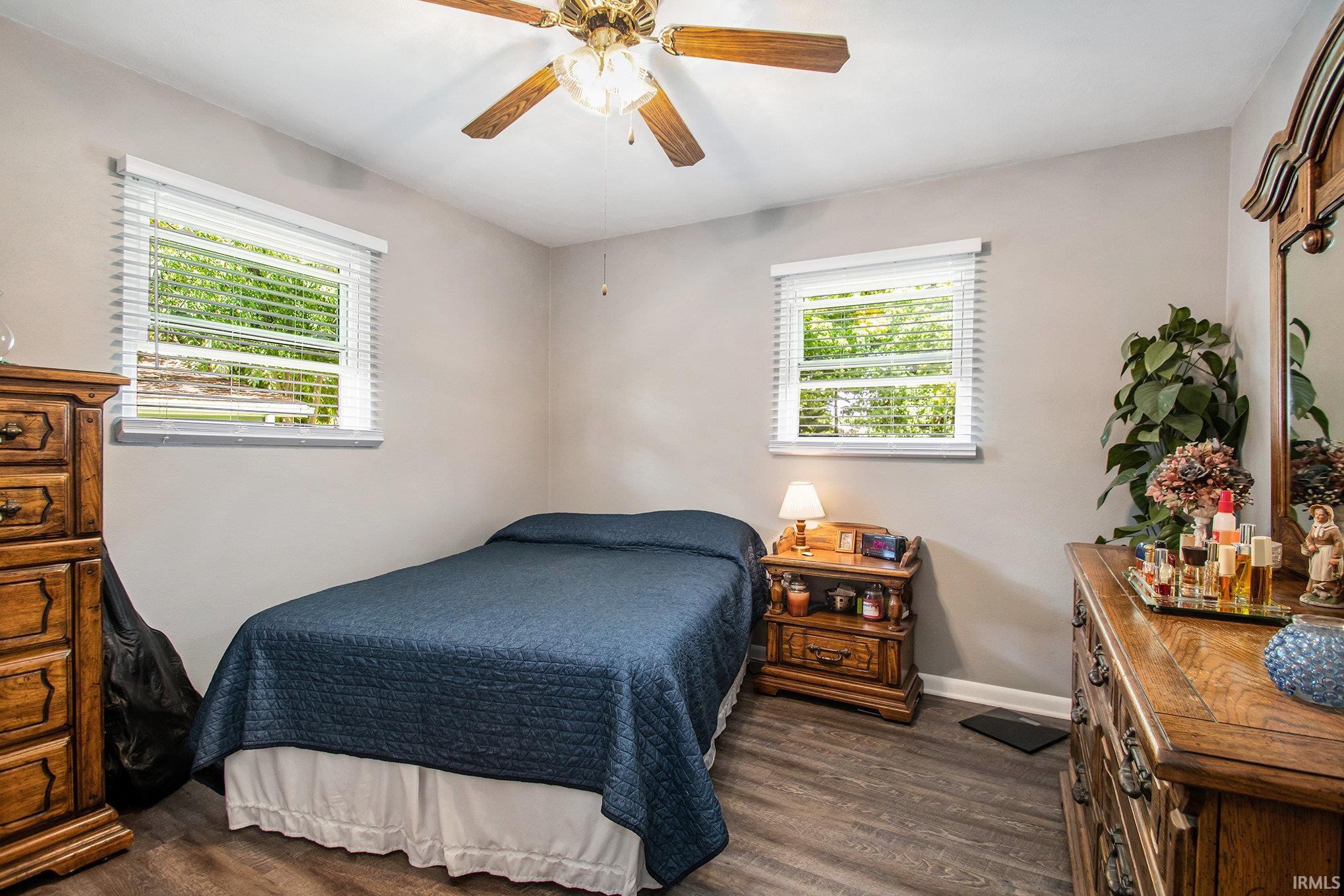 Elkhart, Indiana 46514, United States, 2 Bedrooms Bedrooms, ,1 BathroomBathrooms,Residential,Pending,204262