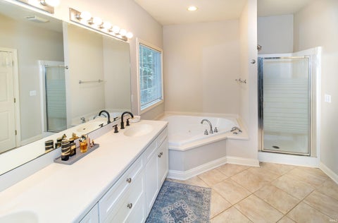 Tiny photo for 2530 Beaumont Drive, Evansville, IN 47725 (MLS # 202629140)