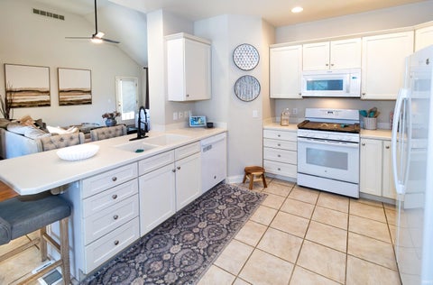 Tiny photo for 2530 Beaumont Drive, Evansville, IN 47725 (MLS # 202629140)
