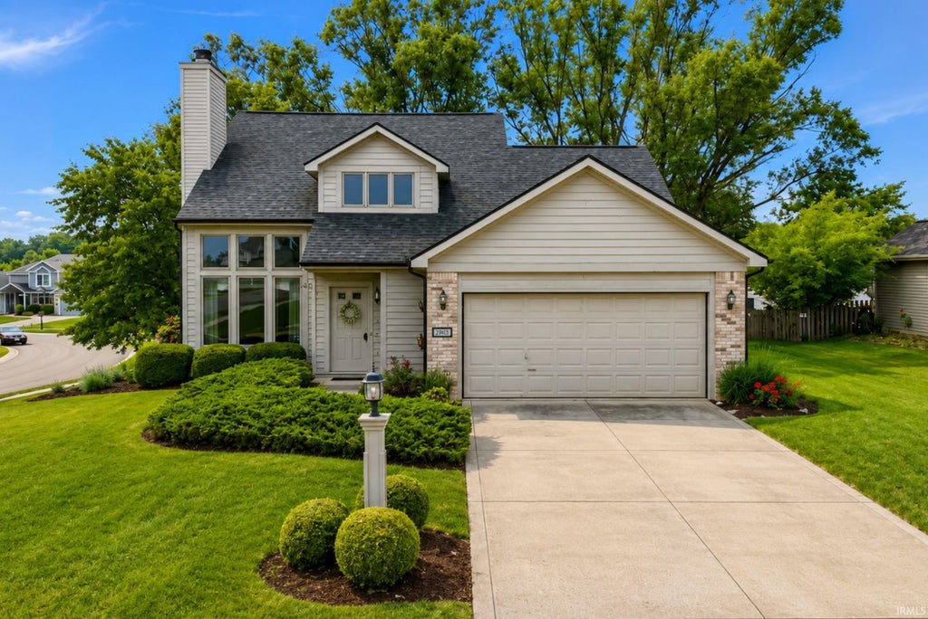 Photo of 2903 Marne Place, Fort Wayne, IN 46818 (MLS # 202622856)