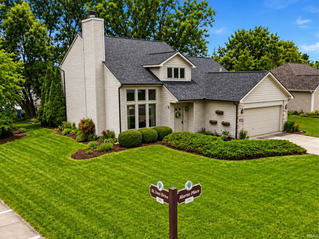Photo of 2903 Marne Place, Fort Wayne, IN 46818 (MLS # 202622856)