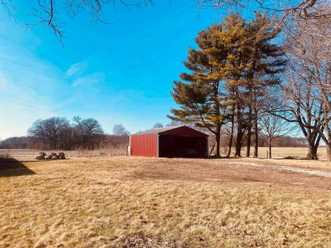 Tiny photo for 6734 N 600 W Road, Rochester, IN 46975 (MLS # 202607409)
