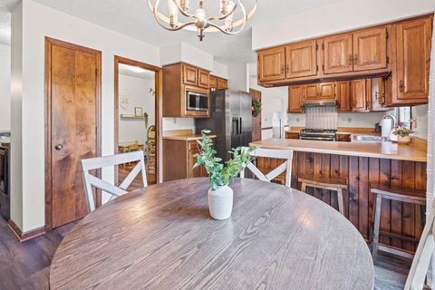 Tiny photo for 1956 Tanglewood Drive, Lafayette, IN 47905 (MLS # 202540556)