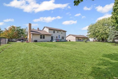Tiny photo for 1956 Tanglewood Drive, Lafayette, IN 47905 (MLS # 202540556)