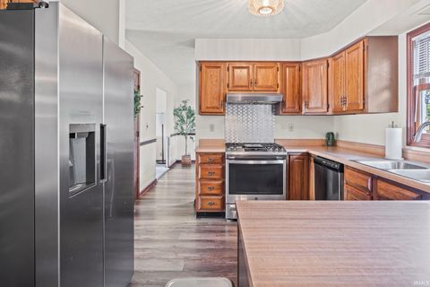 Tiny photo for 1956 Tanglewood Drive, Lafayette, IN 47905 (MLS # 202540556)
