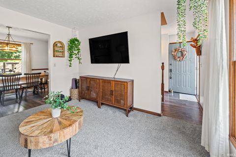 Tiny photo for 1956 Tanglewood Drive, Lafayette, IN 47905 (MLS # 202540556)