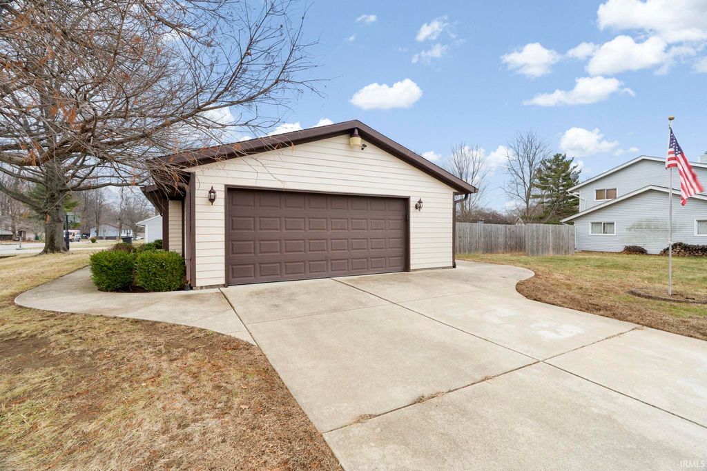 Photo of 836 Foxwood Drive, Lafayette, IN 47905 (MLS # 202601120)