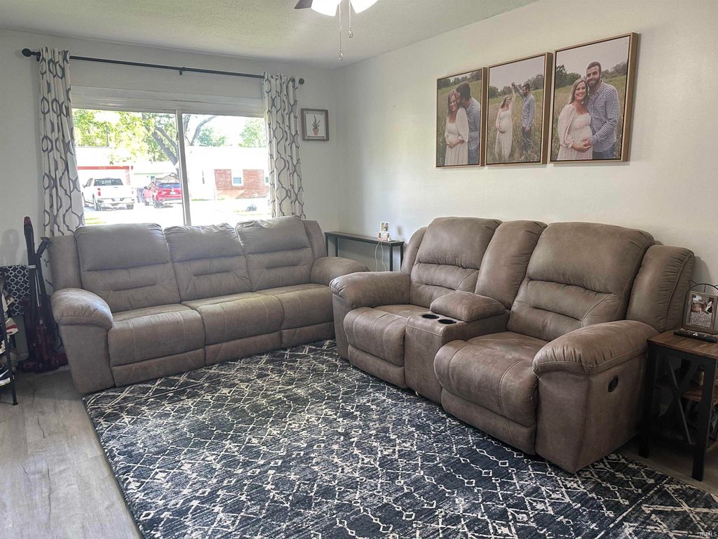 Photo of 8215 W Fairview Drive, Yorktown, IN 47396 (MLS # 202617275)