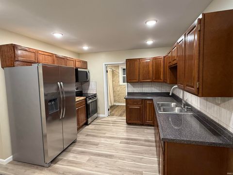 Tiny photo for 251 W 10th Street, Peru, IN 46970 (MLS # 202547648)