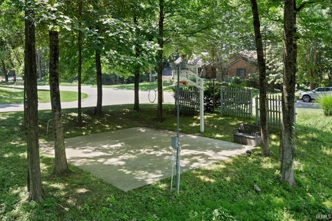 Tiny photo for 1624 Cottonwood Circle, Lafayette, IN 47905 (MLS # 202628098)