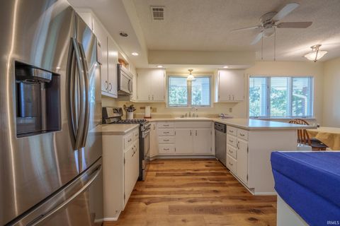 Tiny photo for 6 Golfview Drive, Logansport, IN 46947 (MLS # 202611651)