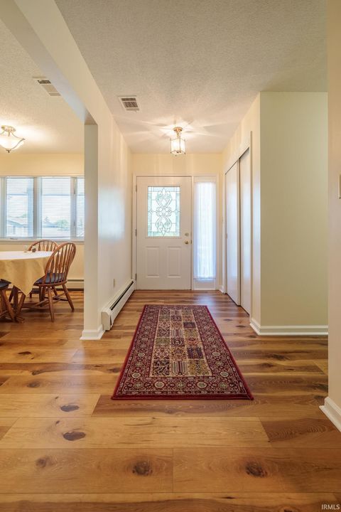 Tiny photo for 6 Golfview Drive, Logansport, IN 46947 (MLS # 202611651)