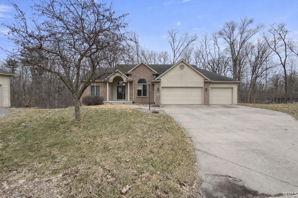 Photo of 6527 Chase Creek Run, Fort Wayne, IN 46804 (MLS # 202606292)