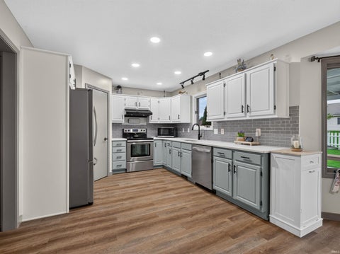 Tiny photo for 5124 Pin Tail Place, Fort Wayne, IN 46818 (MLS # 202643835)