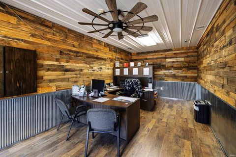 Tiny photo for 1518 S DIXON Road, Kokomo, IN 46902 (MLS # 202511815)