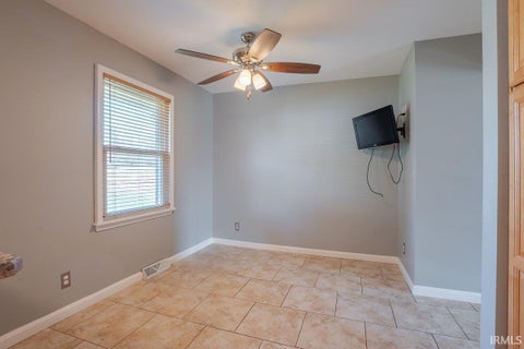 Tiny photo for 431 Kirkwood Drive, Evansville, IN 47715 (MLS # 202644827)