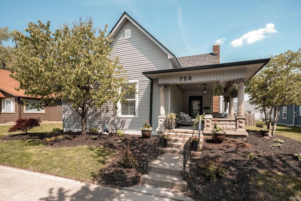 Photo of 723 N Meridian Street, Lebanon, IN 46052 (MLS # 202615095)