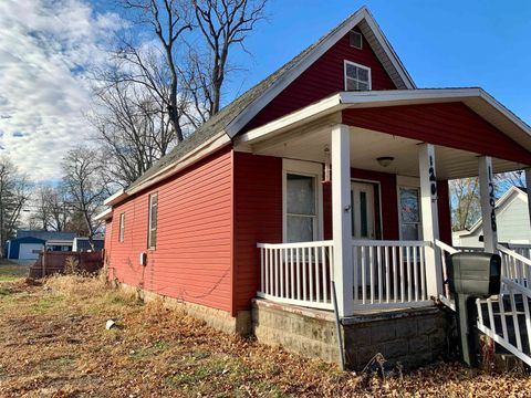 Tiny photo for 1208 Elm Street, Rochester, IN 46975 (MLS # 202547455)
