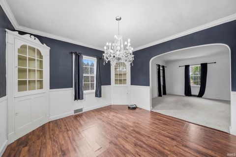 Tiny photo for 207 E Boulevard Blvd, Kokomo, IN 46902 (MLS # 202608930)