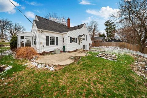 Tiny photo for 207 E Boulevard Blvd, Kokomo, IN 46902 (MLS # 202608930)