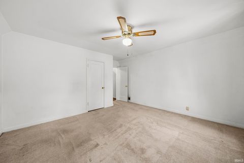 Tiny photo for 207 E Boulevard Blvd, Kokomo, IN 46902 (MLS # 202608930)