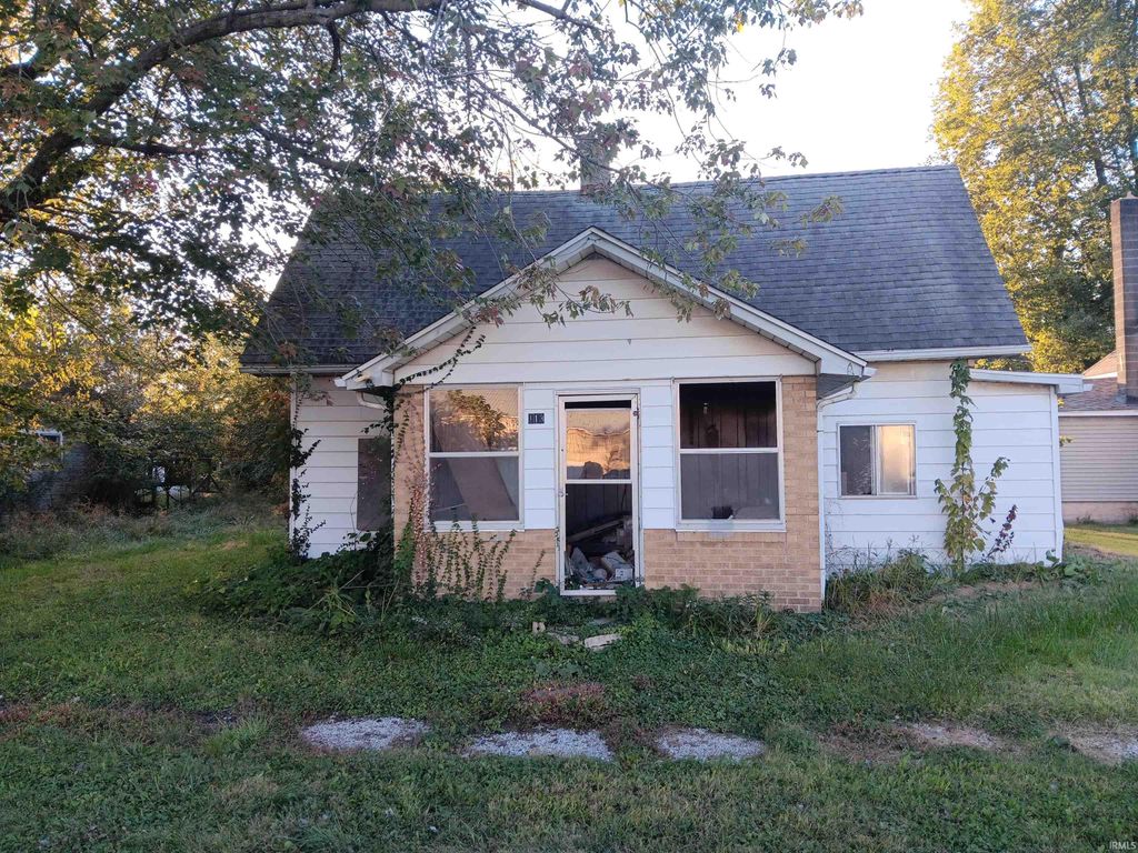 Photo of 113 S Walnut Street, Hymera, IN 47855 (MLS # 202543984)