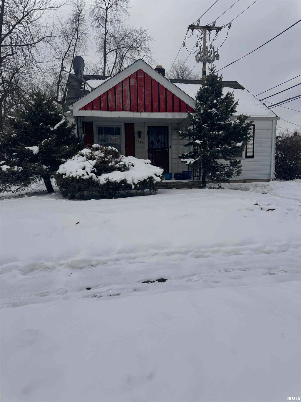 Photo of 3920 Smith Street, Fort Wayne, IN 46806 (MLS # 202603388)