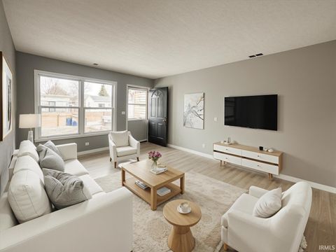 Tiny photo for 512 BRIAR Court, Kokomo, IN 46902 (MLS # 202545608)