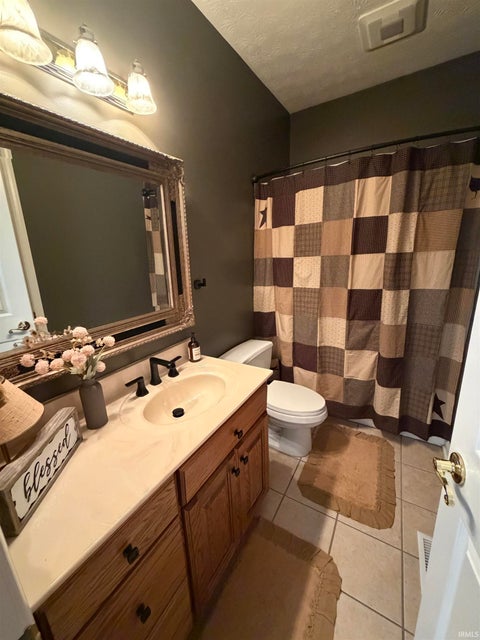 Tiny photo for 1544 FOXHAVEN Drive, Kokomo, IN 46902 (MLS # 202641629)