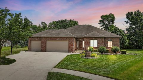Photo of 1208 Phaeton Way, Auburn, IN 46706 (MLS # 202614362)