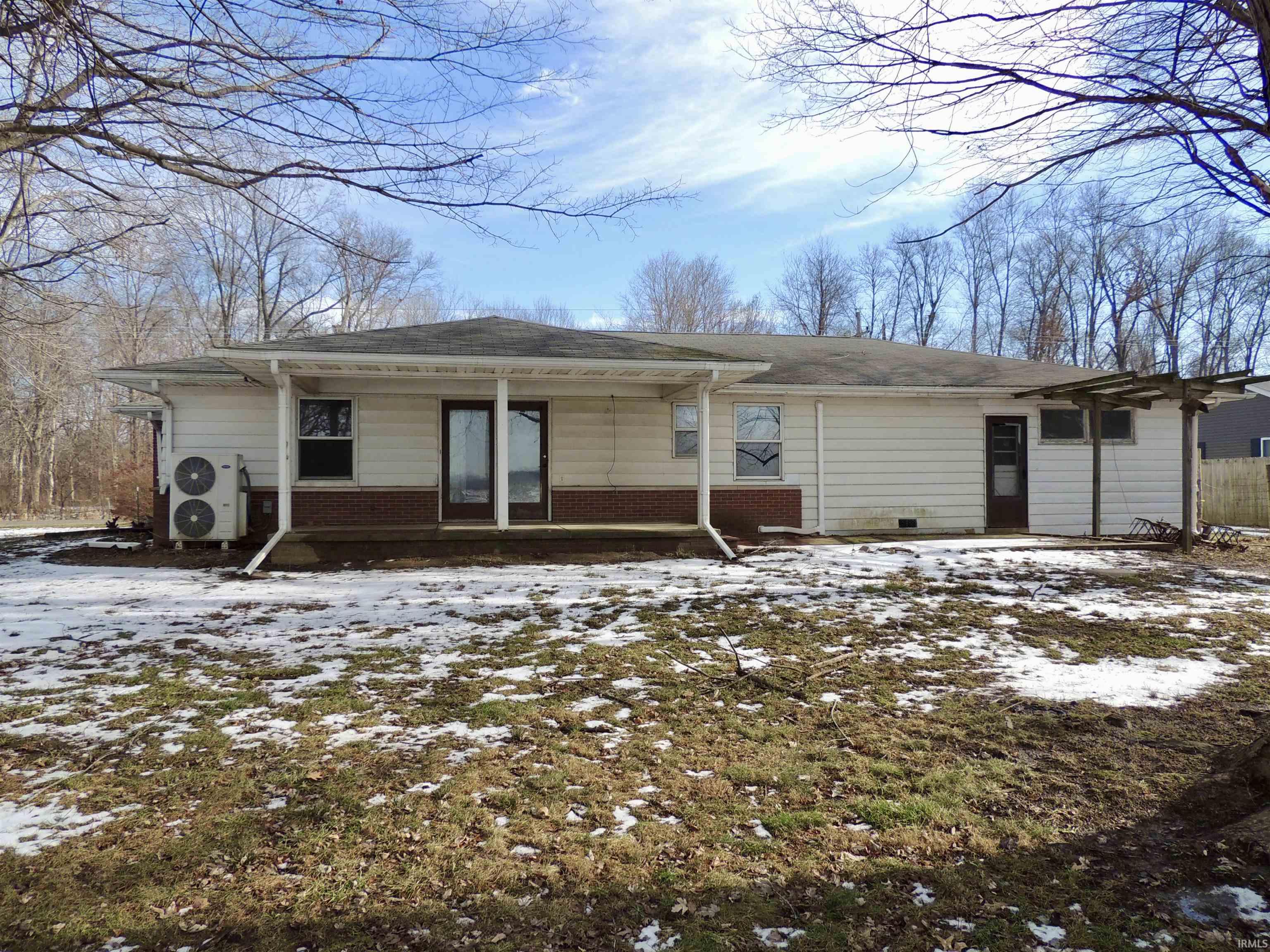 Rossville, Indiana 46065, United States, 3 Bedrooms Bedrooms, ,2 BathroomsBathrooms,Residential,Active,257019