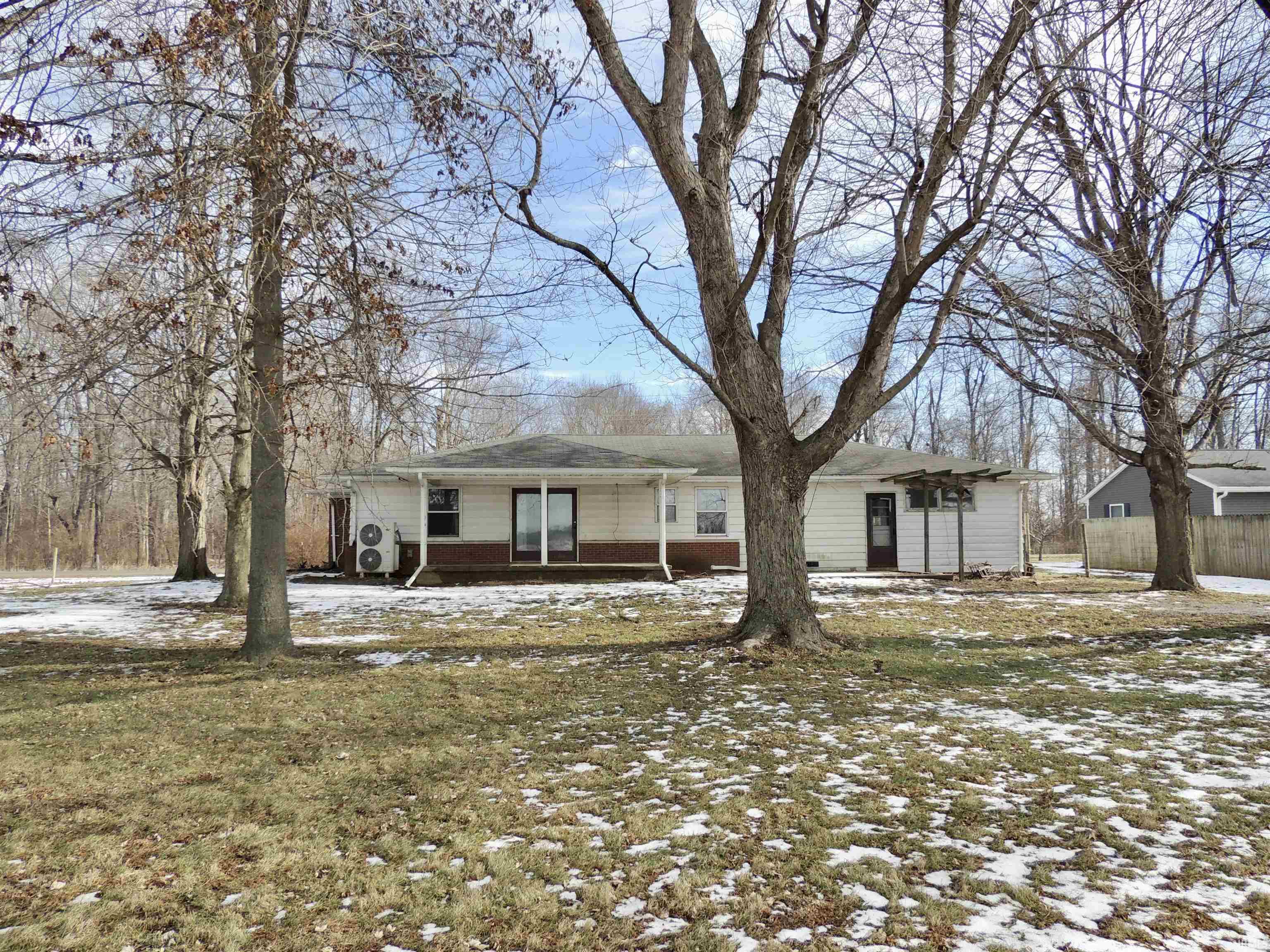 Rossville, Indiana 46065, United States, 3 Bedrooms Bedrooms, ,2 BathroomsBathrooms,Residential,Active,257019