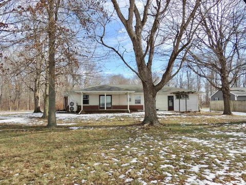 Tiny photo for 8774 N County Rd 600 W, Rossville, IN 46065 (MLS # 202549217)