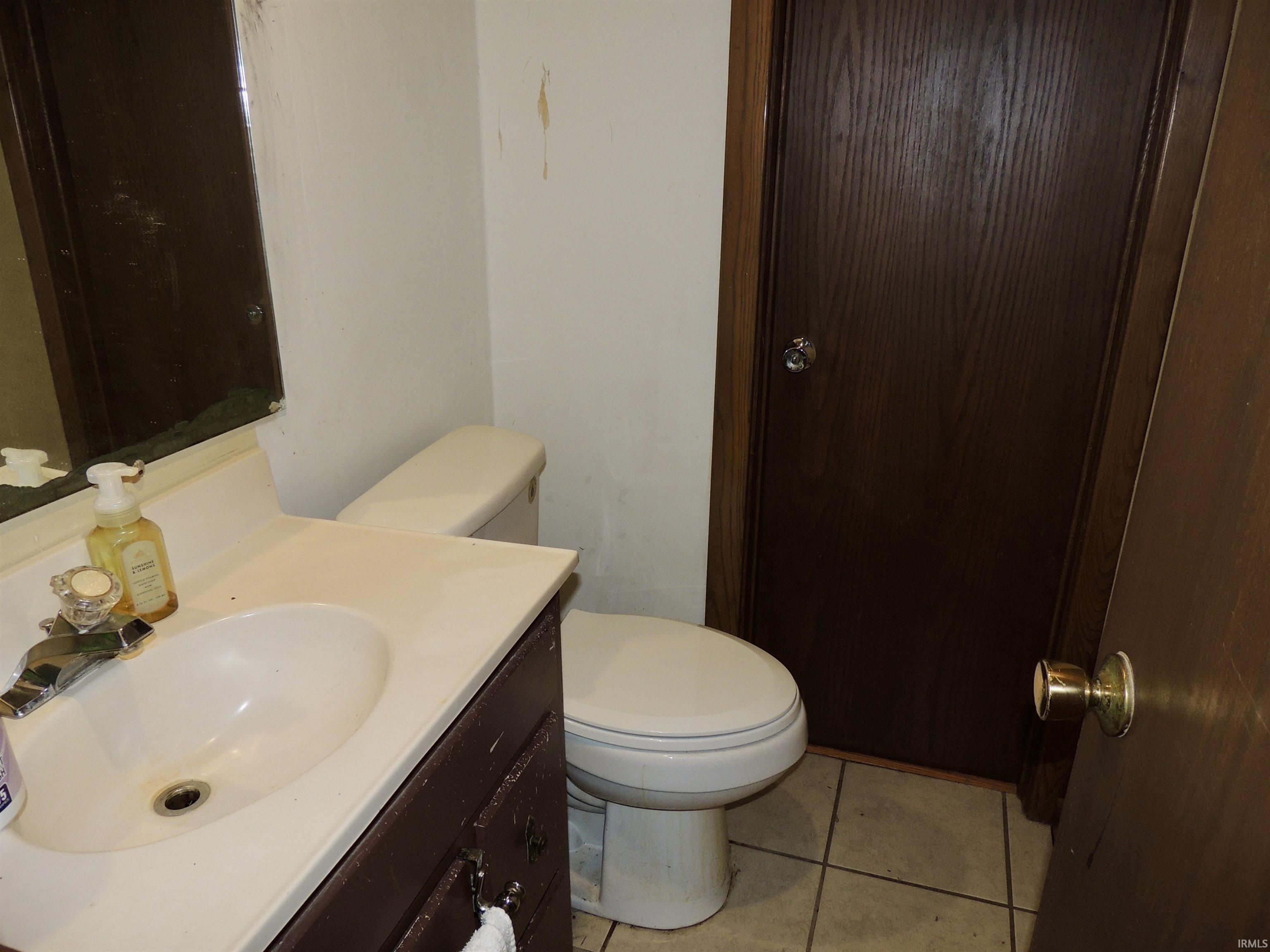 Rossville, Indiana 46065, United States, 3 Bedrooms Bedrooms, ,2 BathroomsBathrooms,Residential,Active,257019